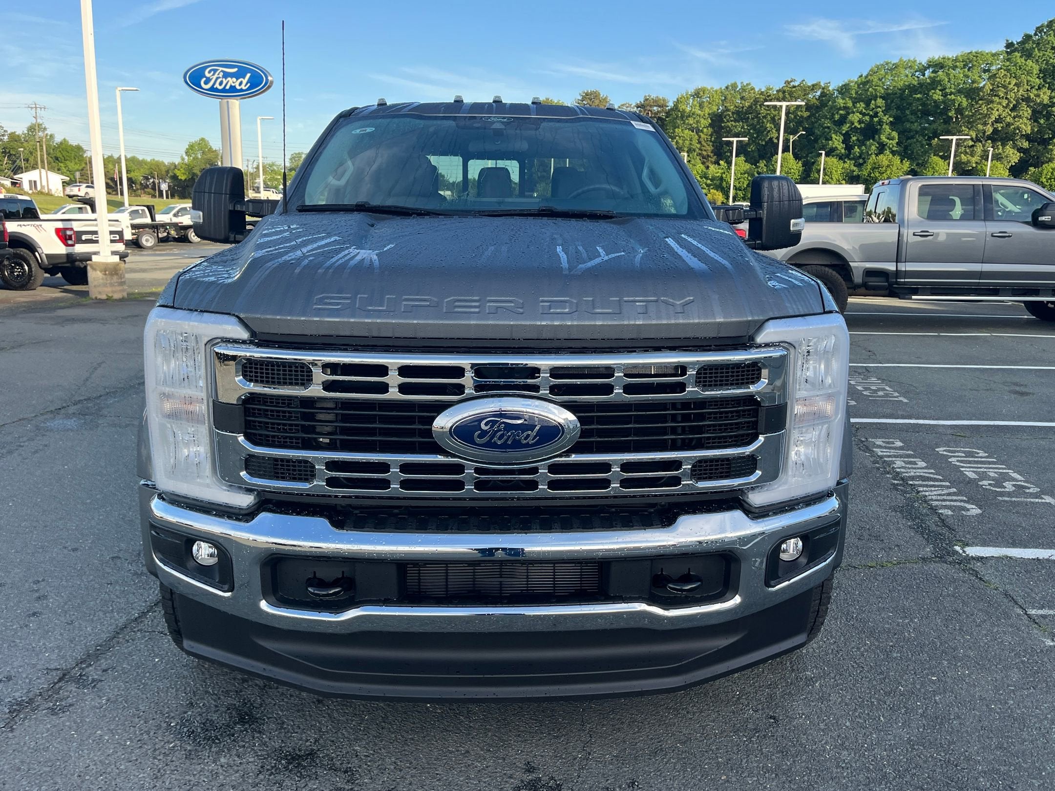 2026 Ford Super Duty F-450 DRW XLT