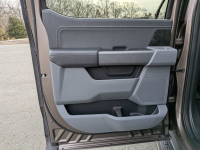 2023 Ford F-150 Lightning XLT