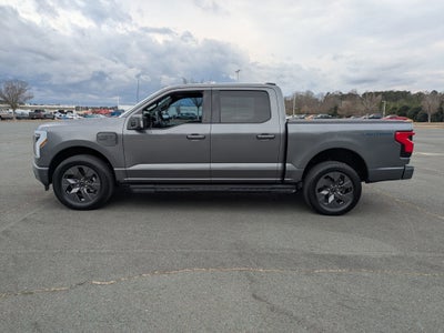 2023 Ford F-150 Lightning LARIAT