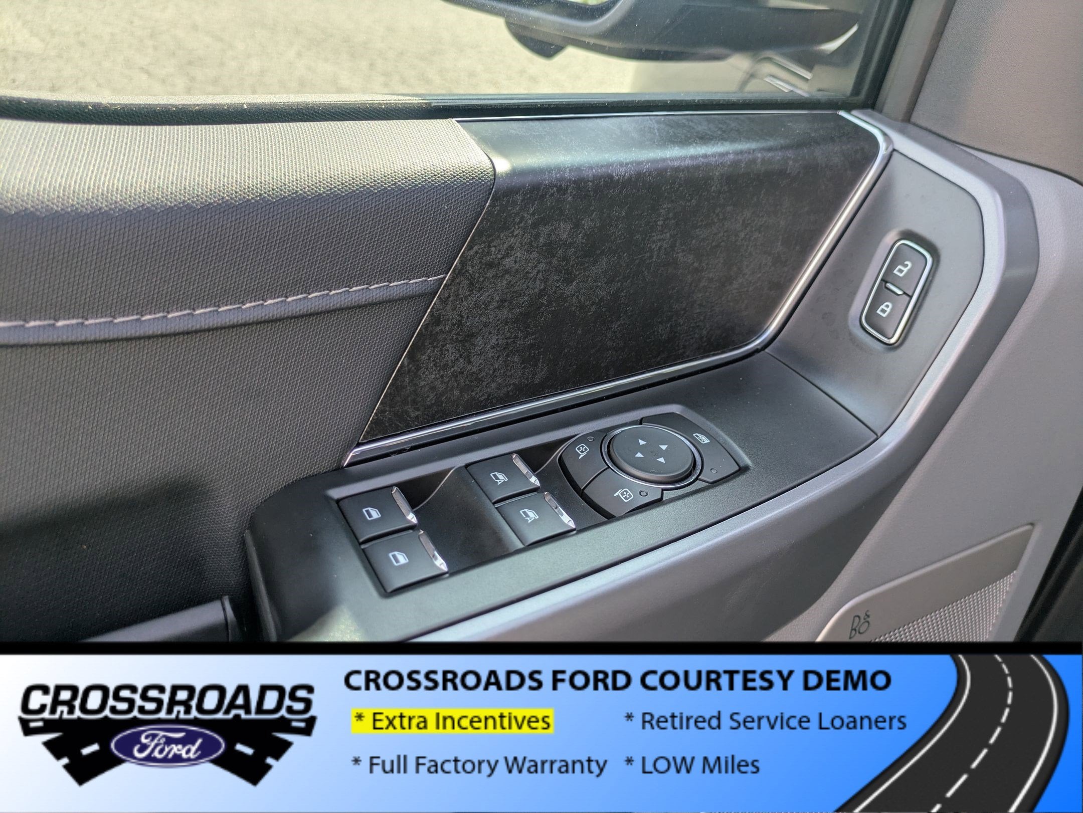 2025 Ford F-150 Lightning Flash - Crossroads Courtesy Demo