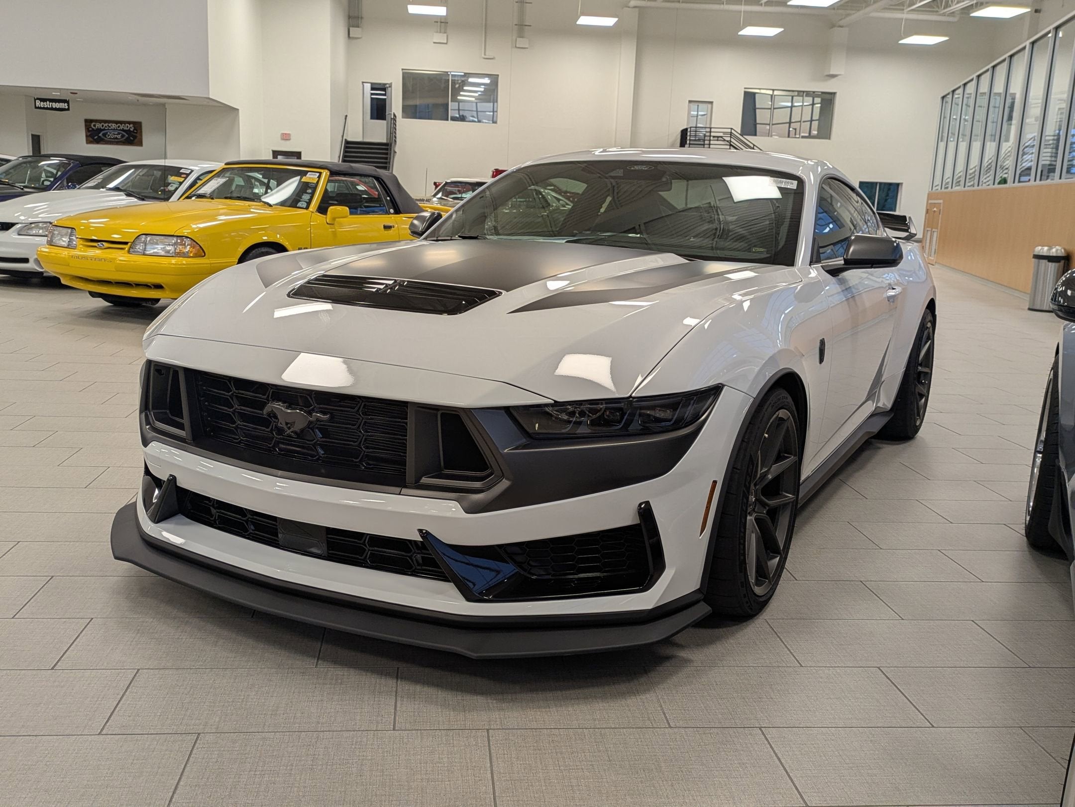 2026 Ford Mustang Dark Horse