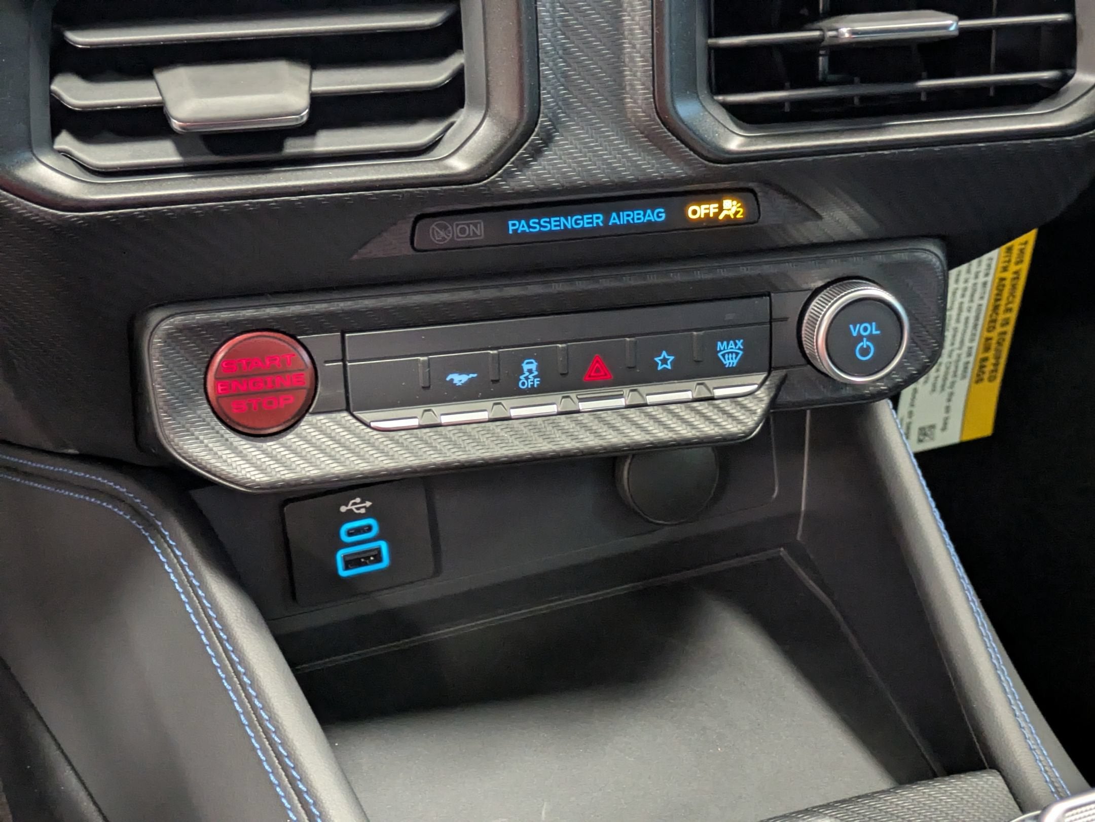 2026 Ford Mustang Dark Horse