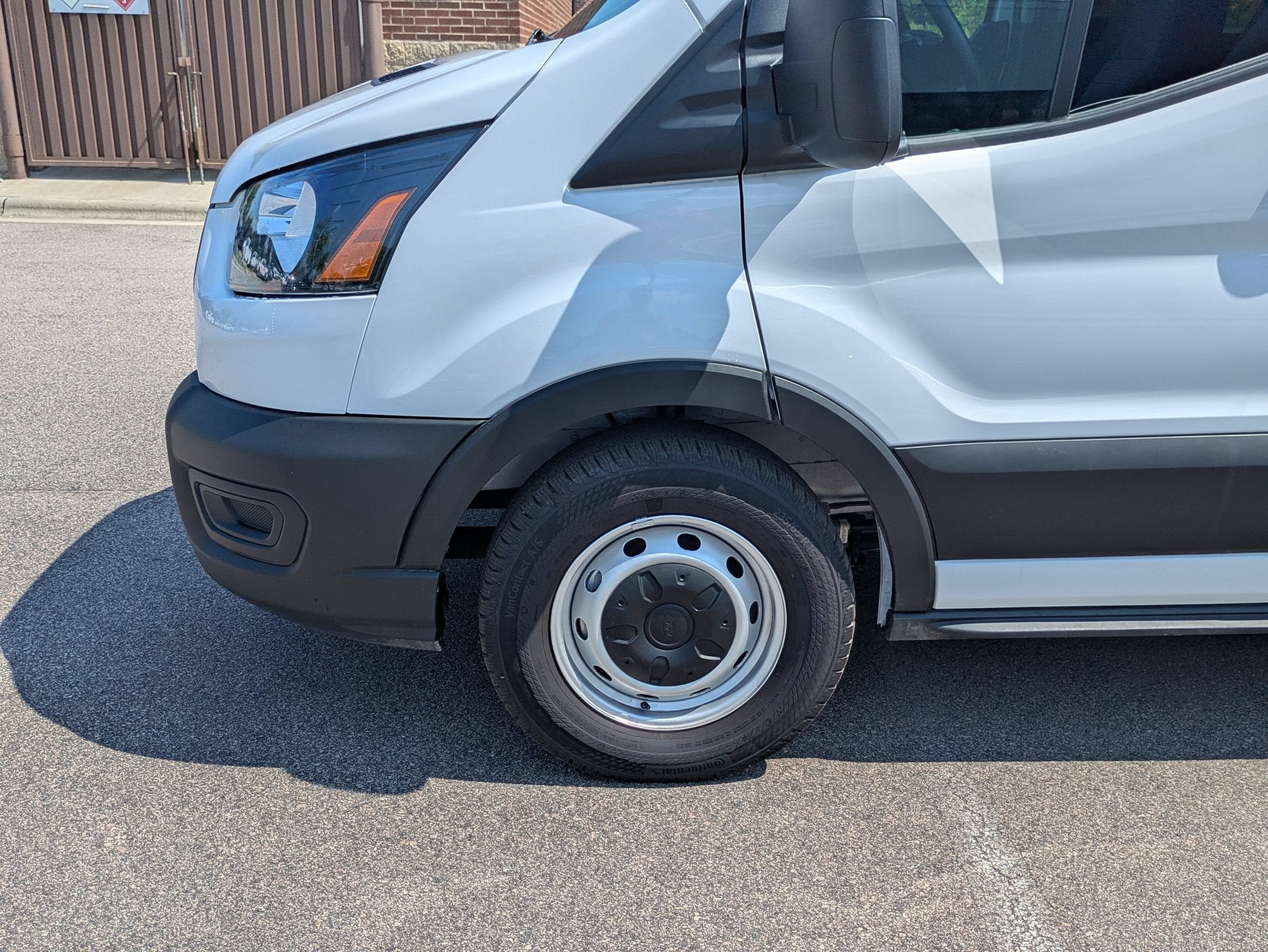 2025 Ford Transit Passenger Wagon XL