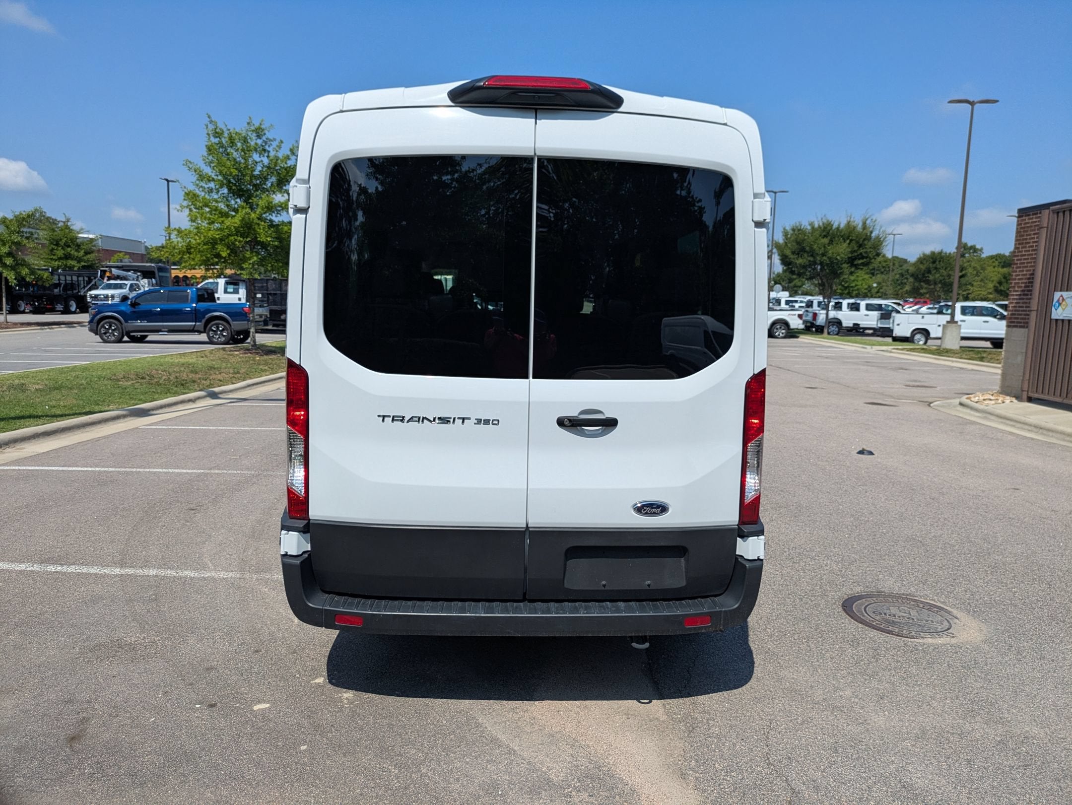 2025 Ford Transit Passenger Wagon XL