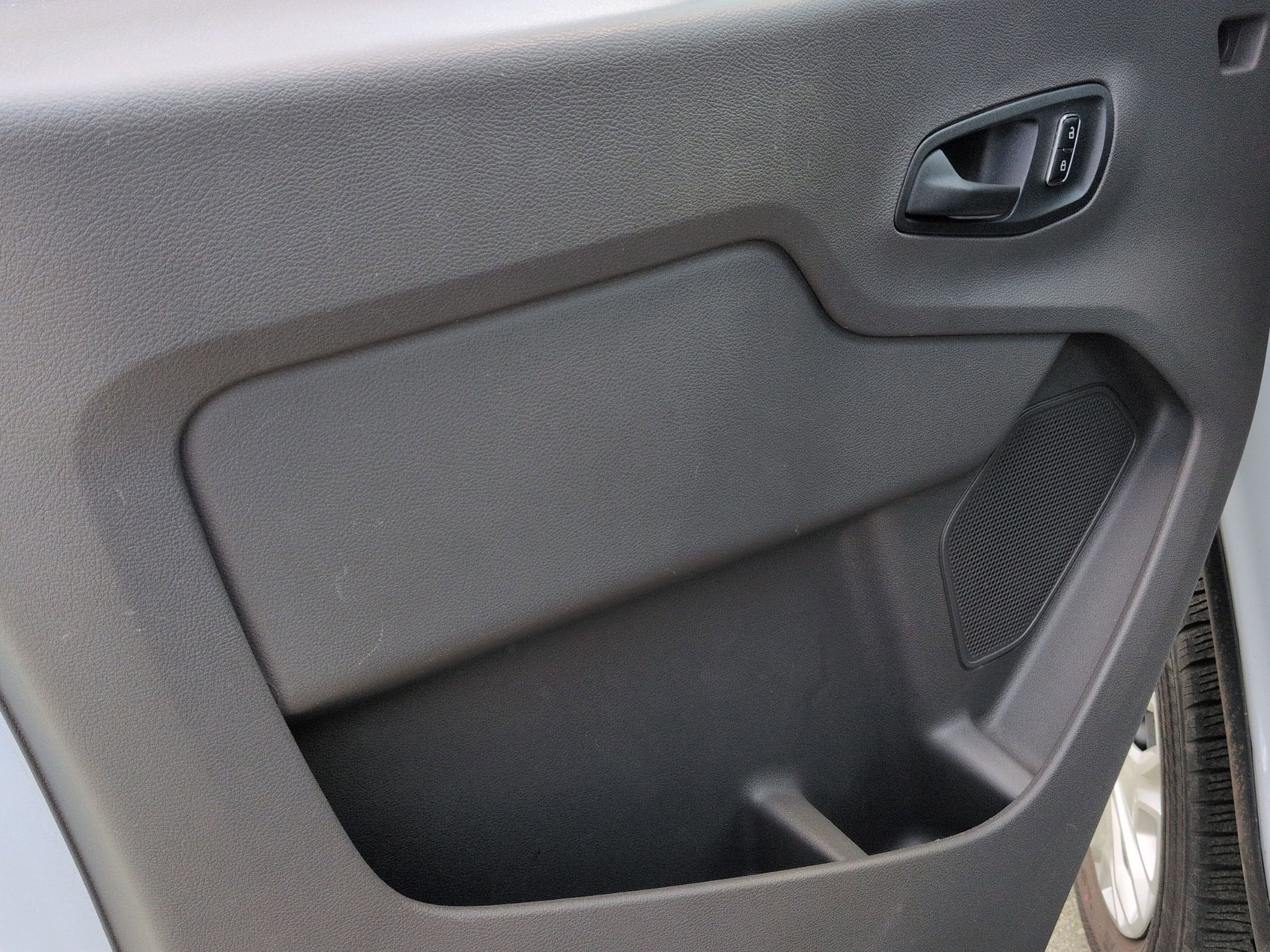 2024 Ford Transit Passenger Wagon XLT