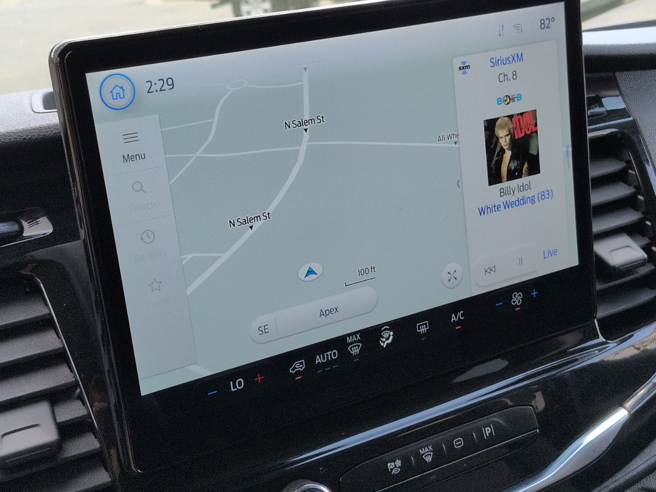 2024 Ford Transit Passenger Wagon XLT