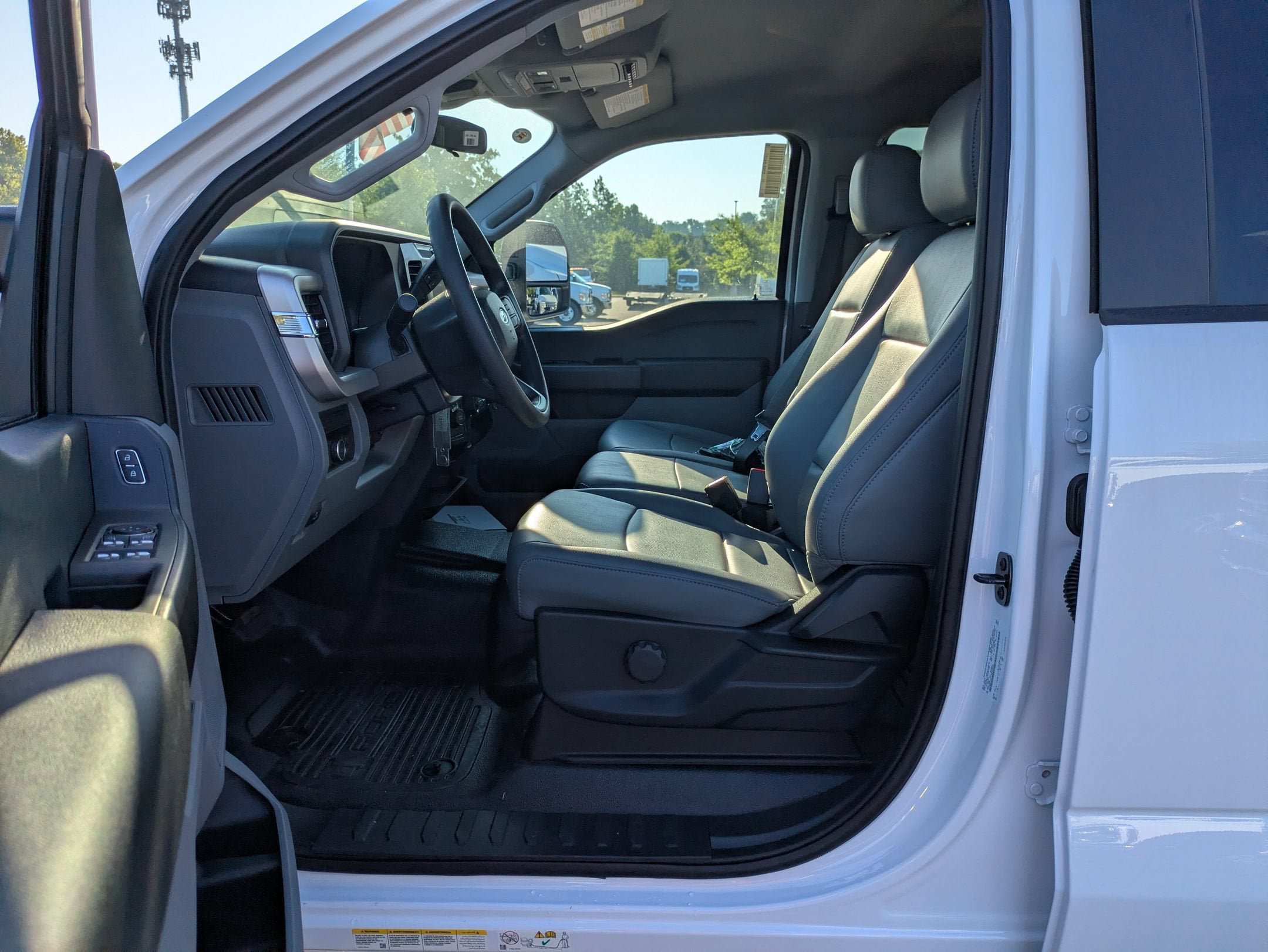 2026 Ford Super Duty F-550 DRW XL