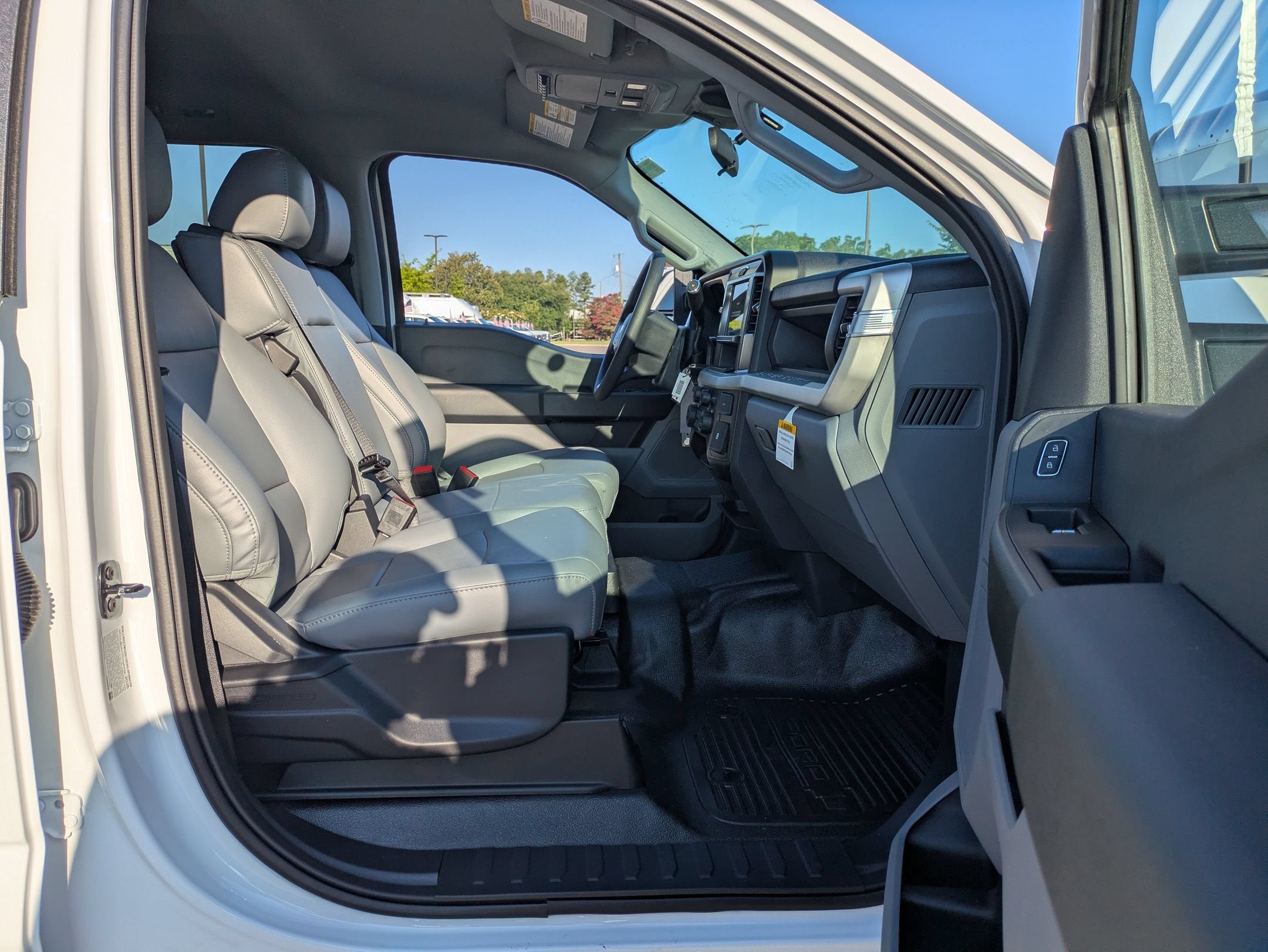 2026 Ford Super Duty F-550 DRW XL