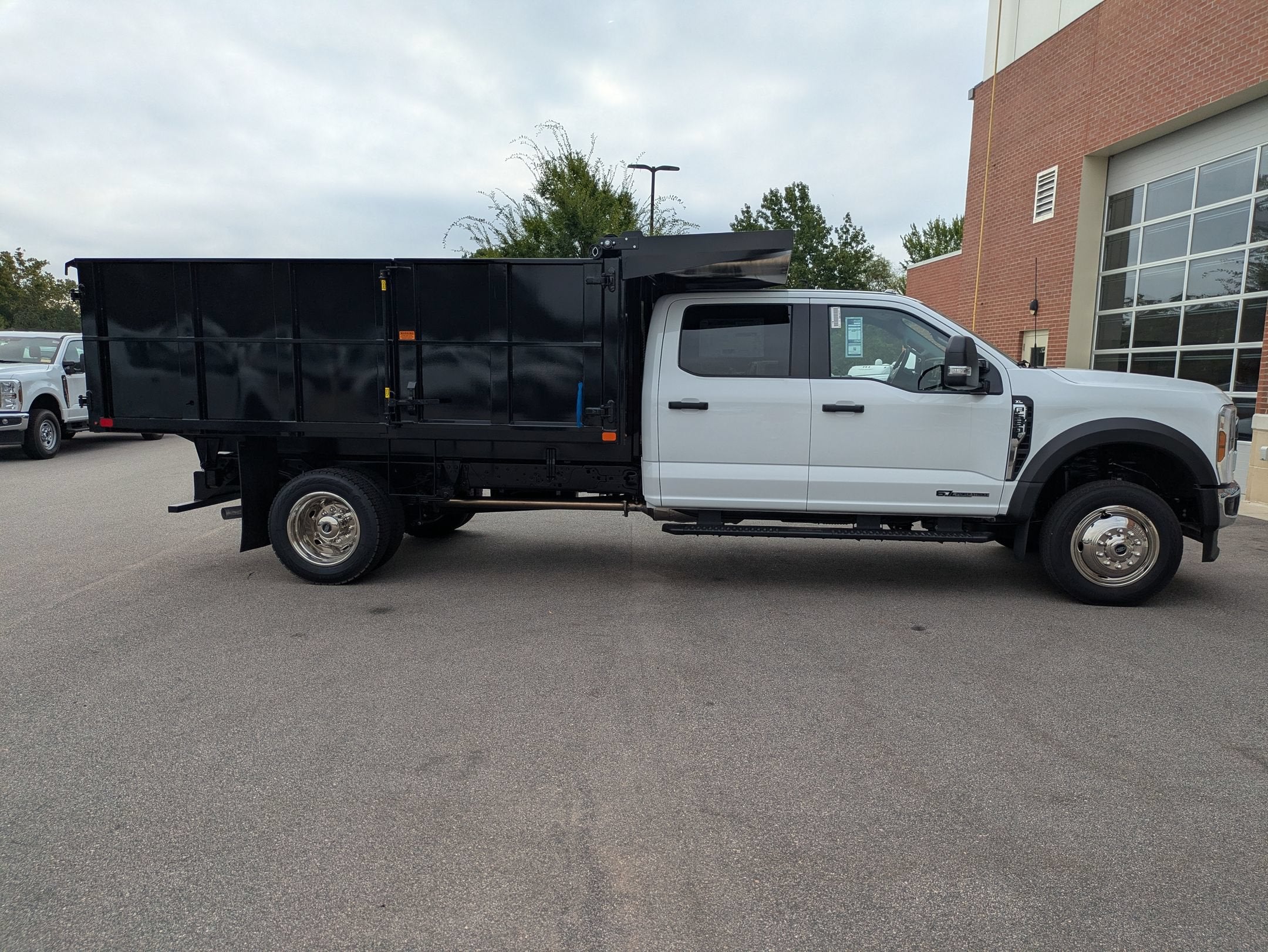 2026 Ford Super Duty F-550 DRW XL