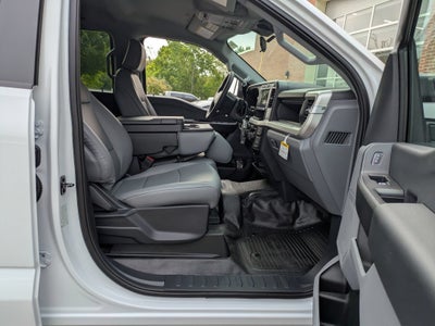 2026 Ford Super Duty F-550 DRW XL