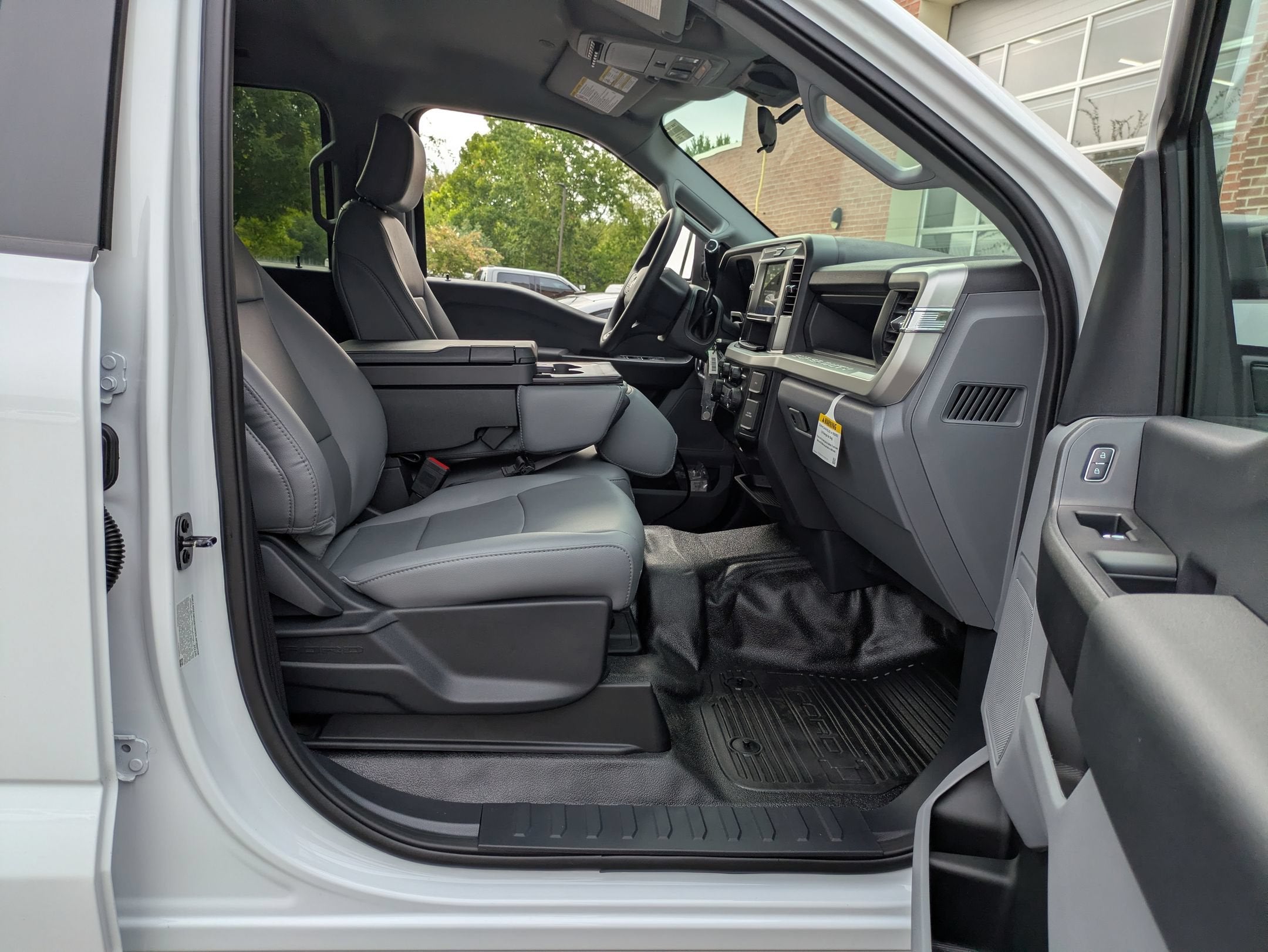 2026 Ford Super Duty F-550 DRW XL