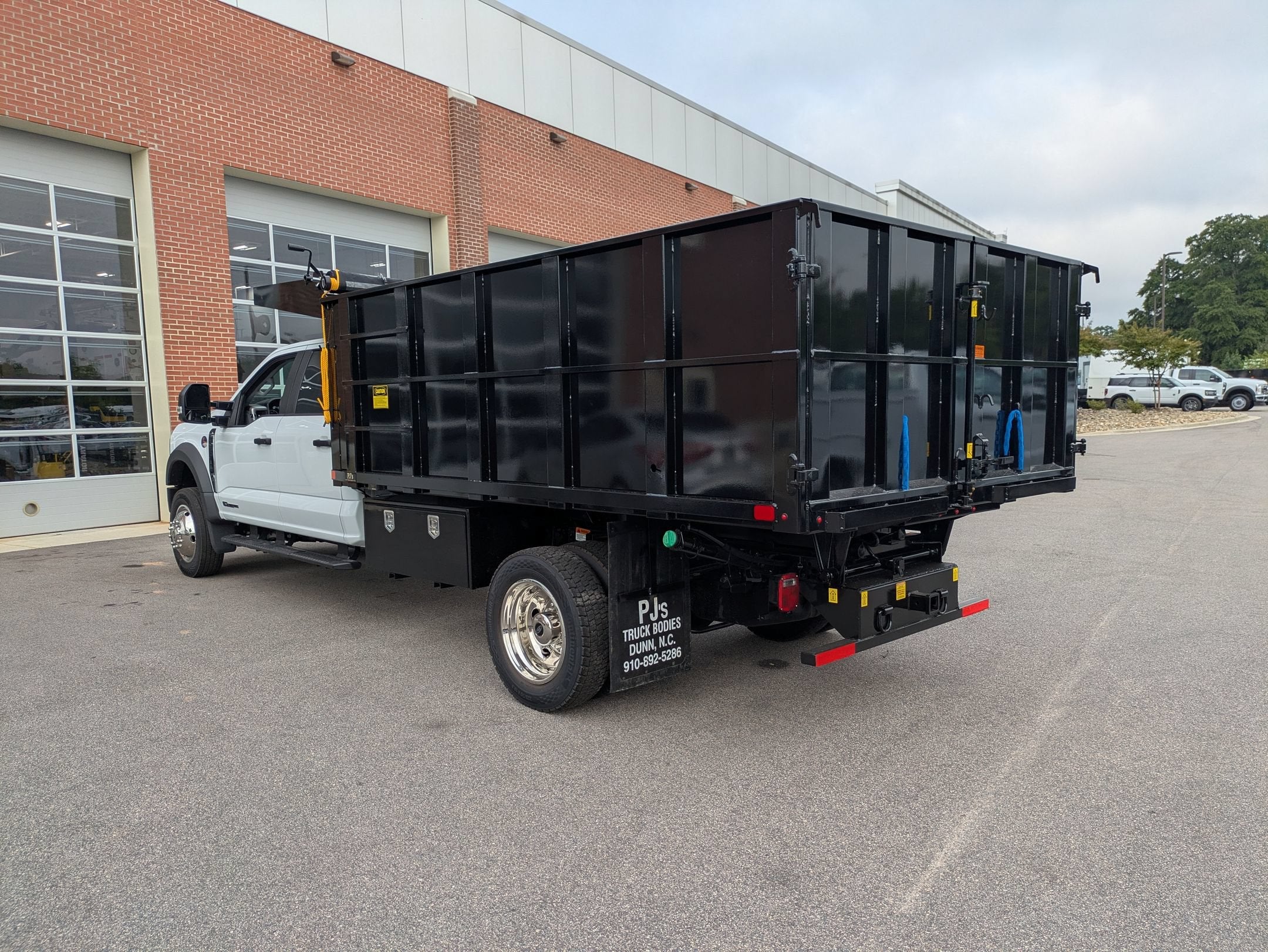 2026 Ford Super Duty F-550 DRW XL