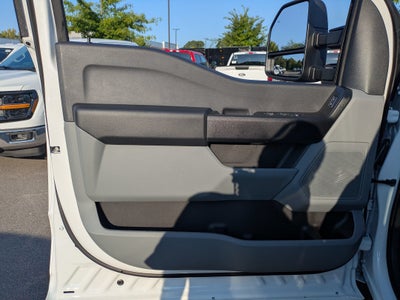 2026 Ford Super Duty F-550 DRW XL