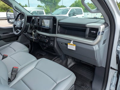 2026 Ford Super Duty F-550 DRW XL