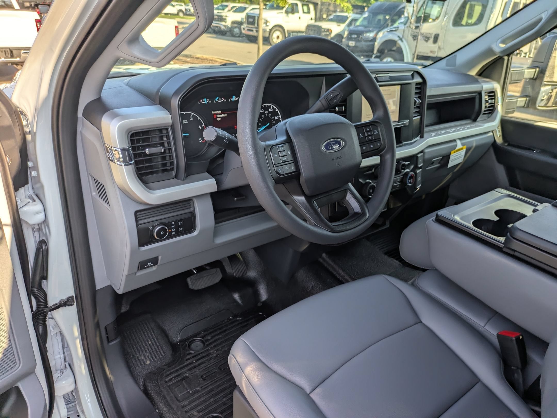 2026 Ford Super Duty F-550 DRW XL