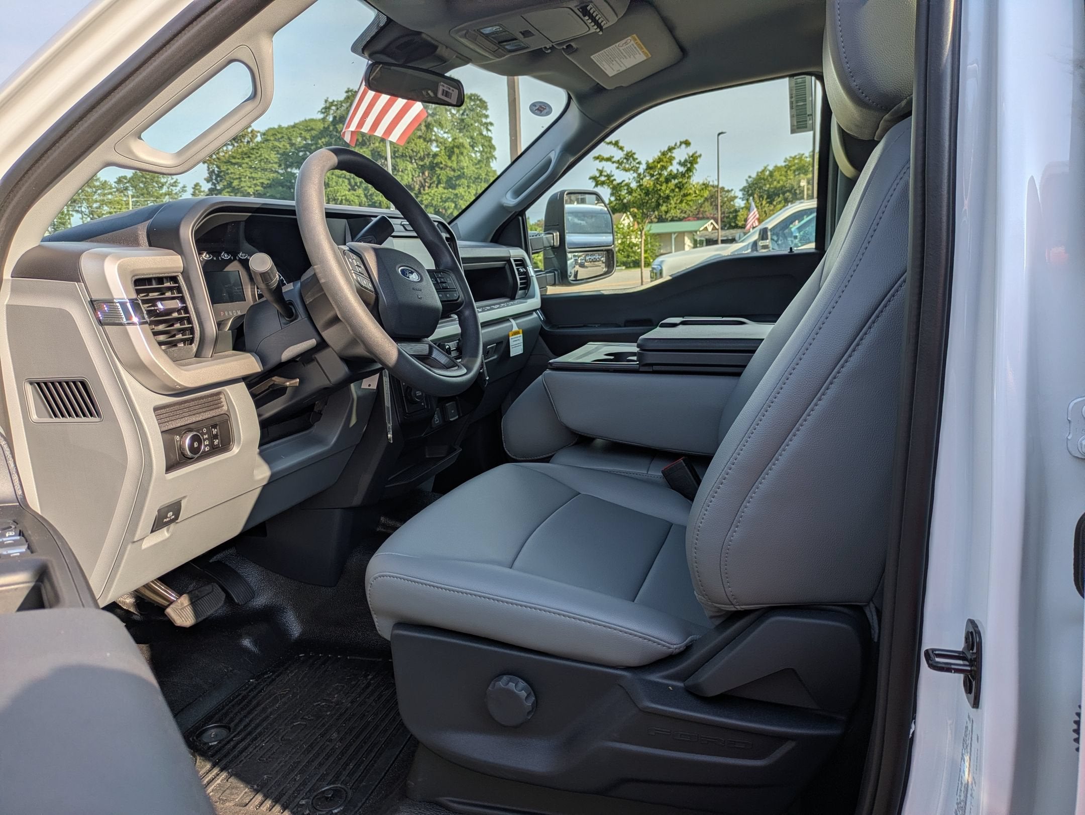 2026 Ford Super Duty F-550 DRW XL