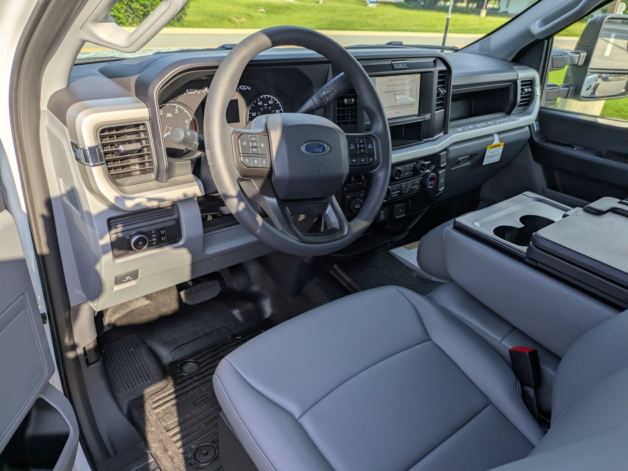 2026 Ford Super Duty F-550 DRW XL