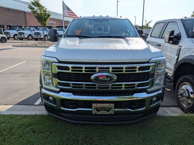 2026 Ford Super Duty F-550 DRW XL