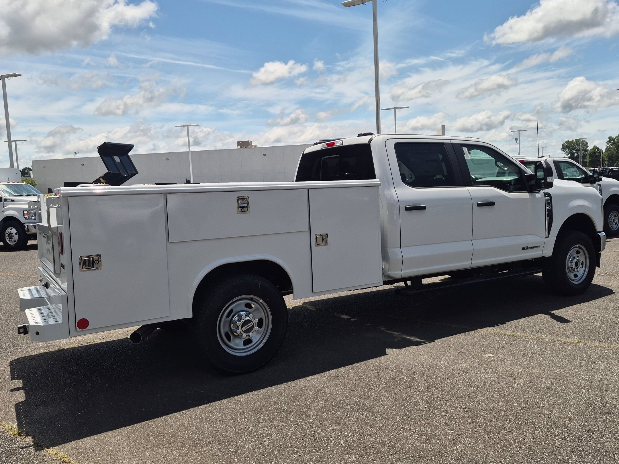 2026 Ford Super Duty F-350 SRW XL