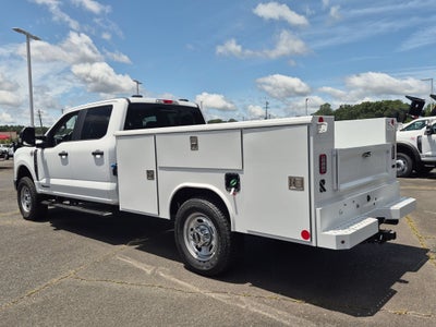 2026 Ford Super Duty F-350 SRW XL