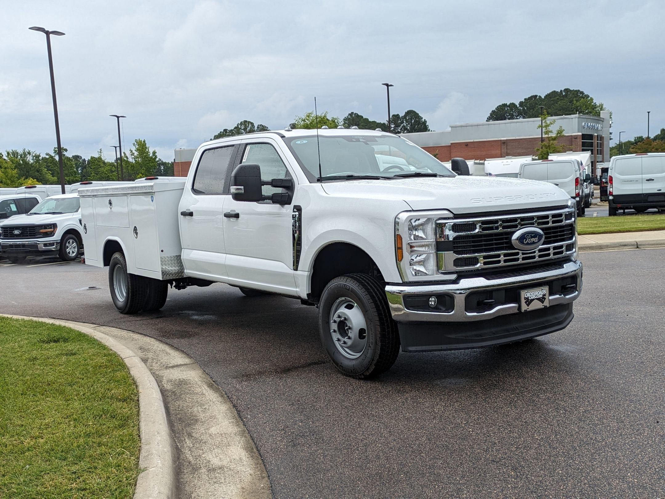 2025 Ford Super Duty F-350 DRW XL