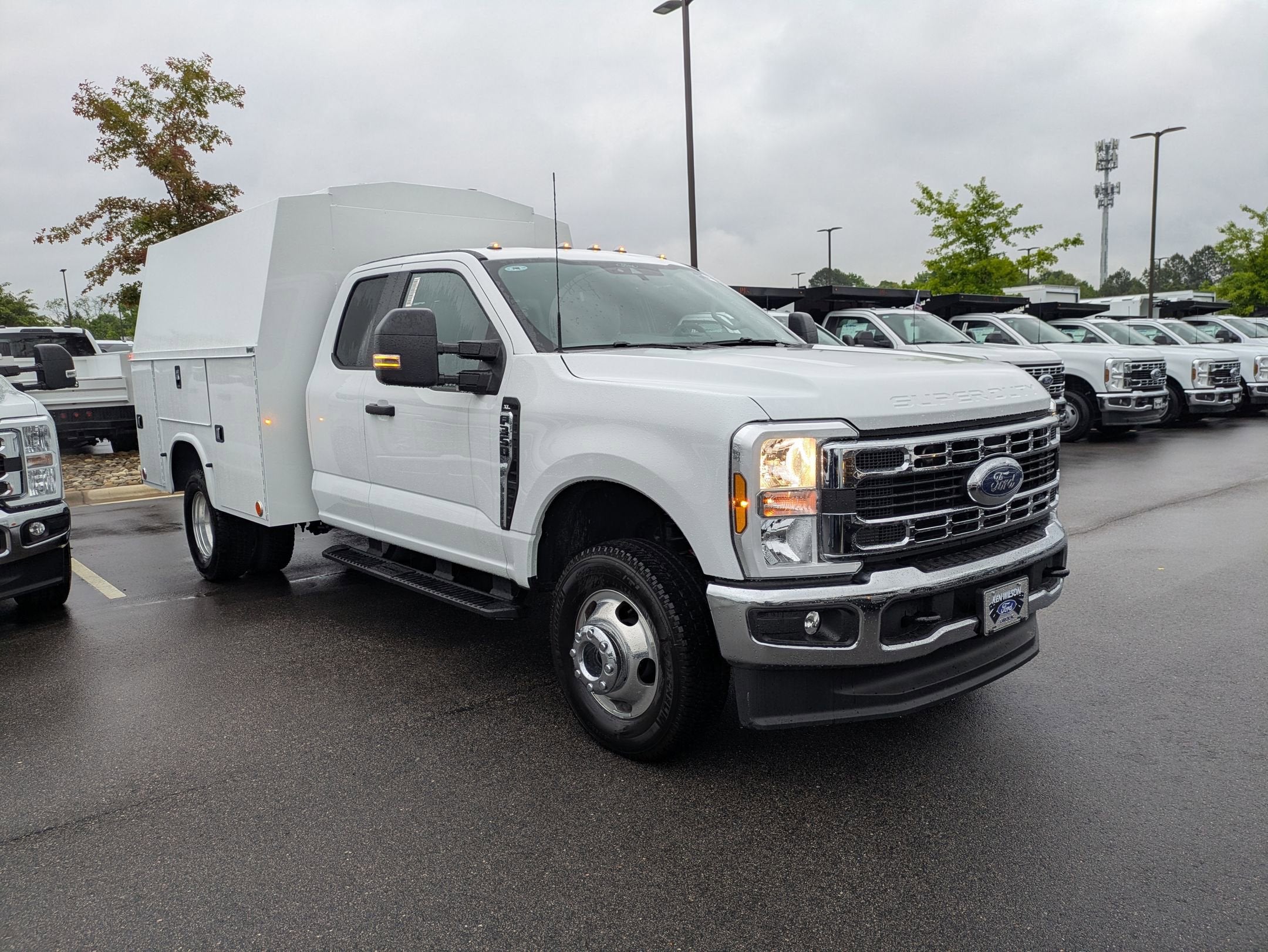 2026 Ford Super Duty F-350 DRW XL