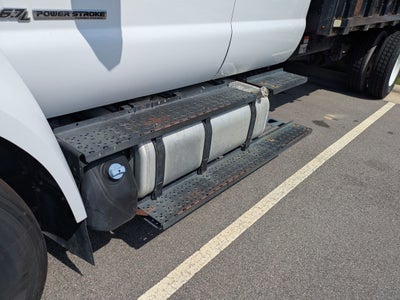 2017 Ford F-750SD Base