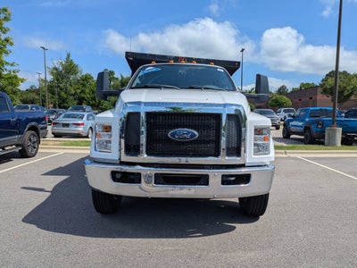 2017 Ford F-750SD Base