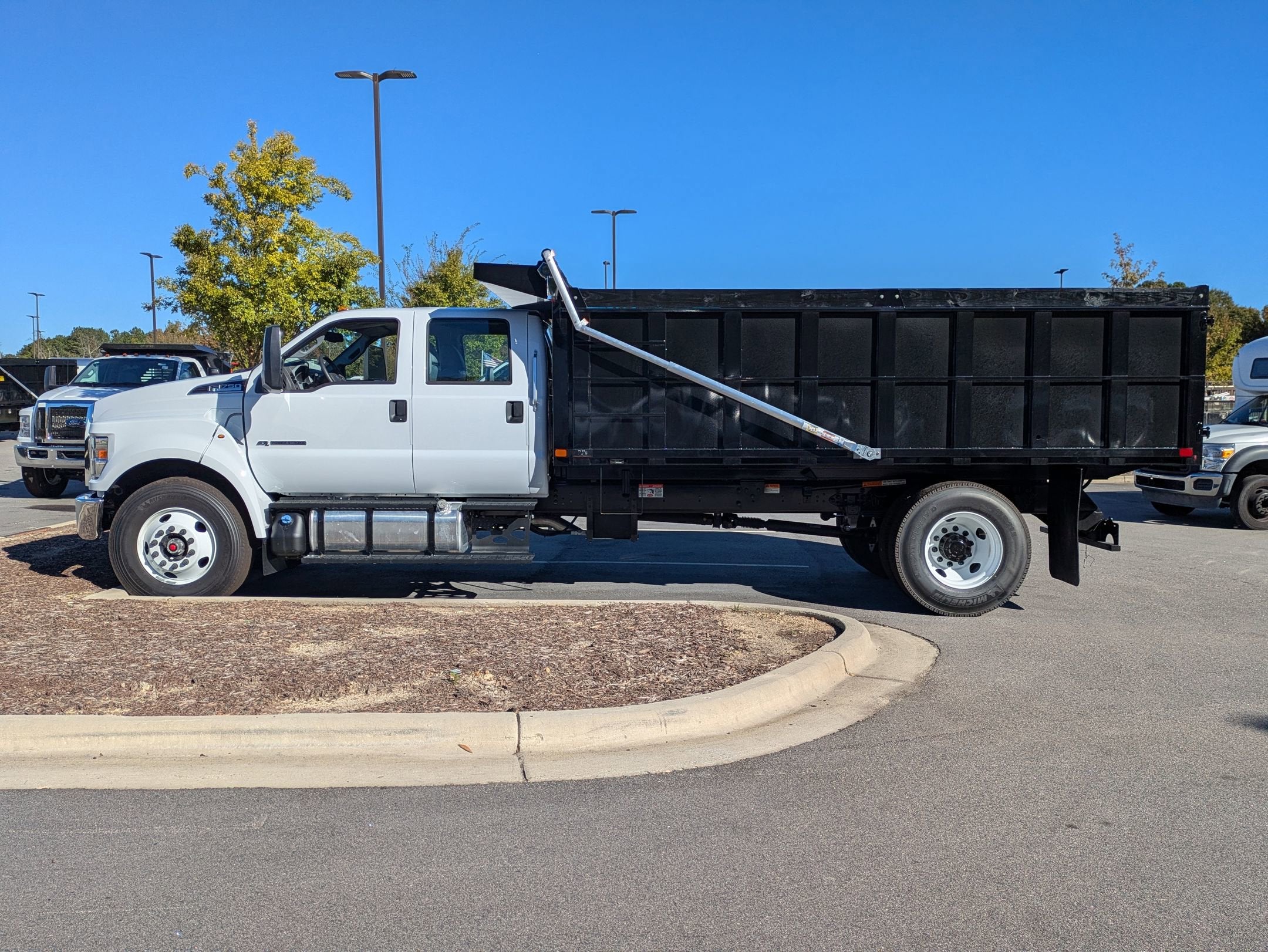 2026 Ford F-750SD Base