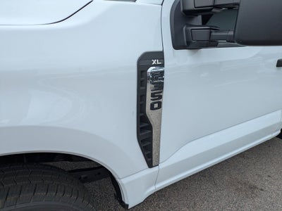 2026 Ford Super Duty F-350 DRW XL