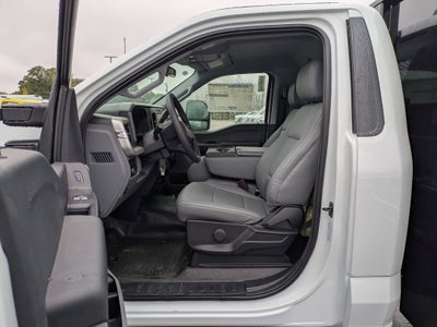 2026 Ford Super Duty F-350 DRW XL