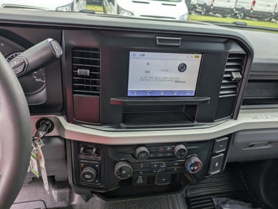 2026 Ford Super Duty F-350 DRW XL