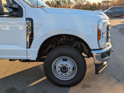 2026 Ford Super Duty F-350 DRW XL