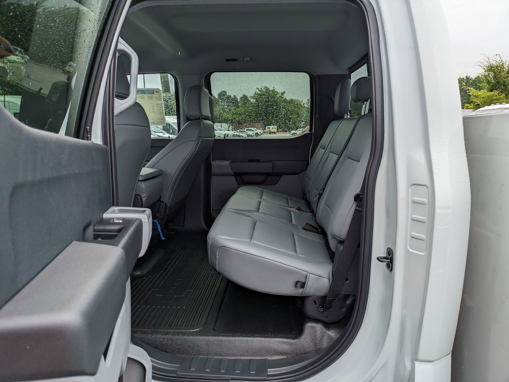 2025 Ford Super Duty F-550 DRW XL