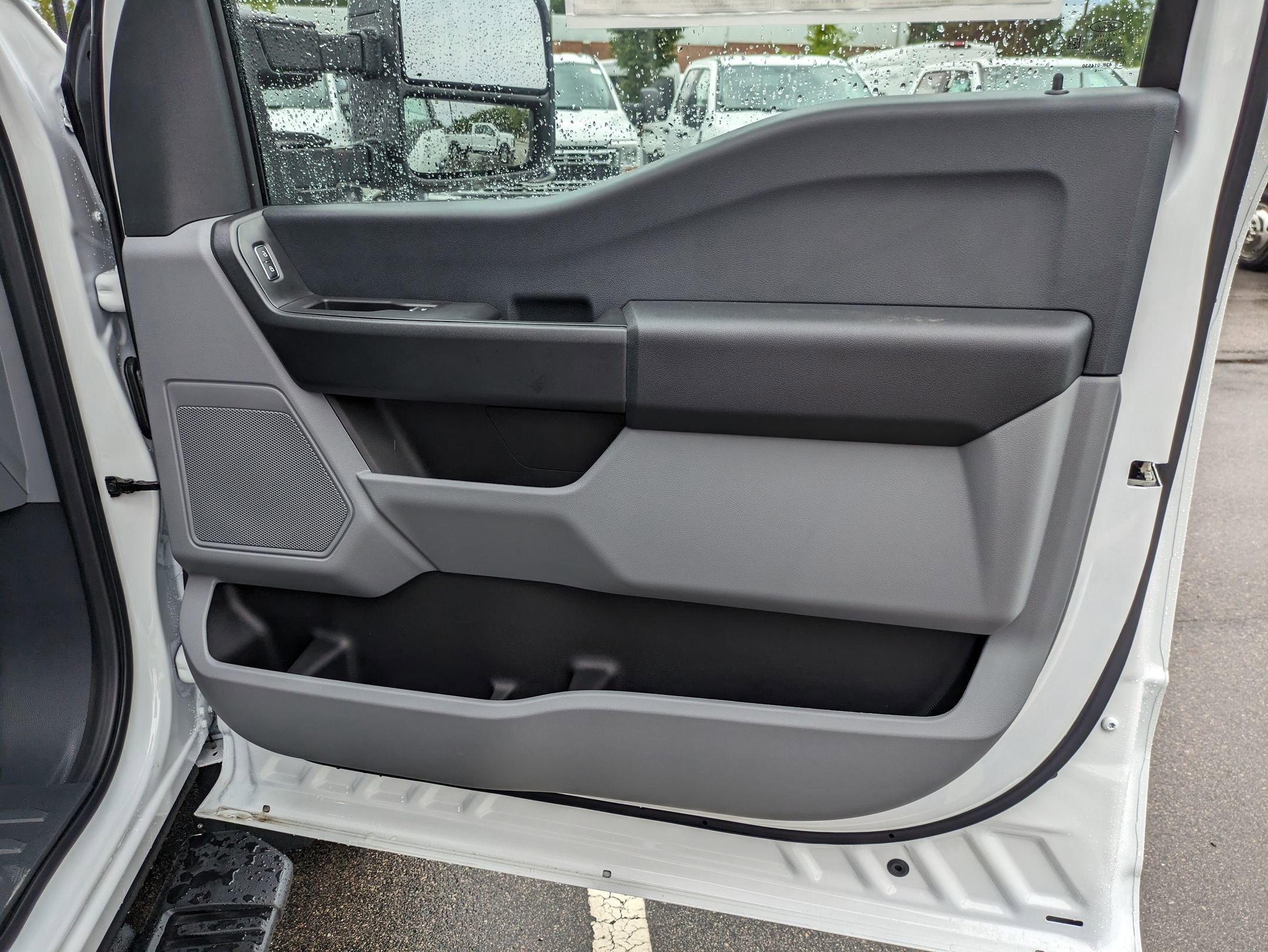 2025 Ford Super Duty F-550 DRW XL