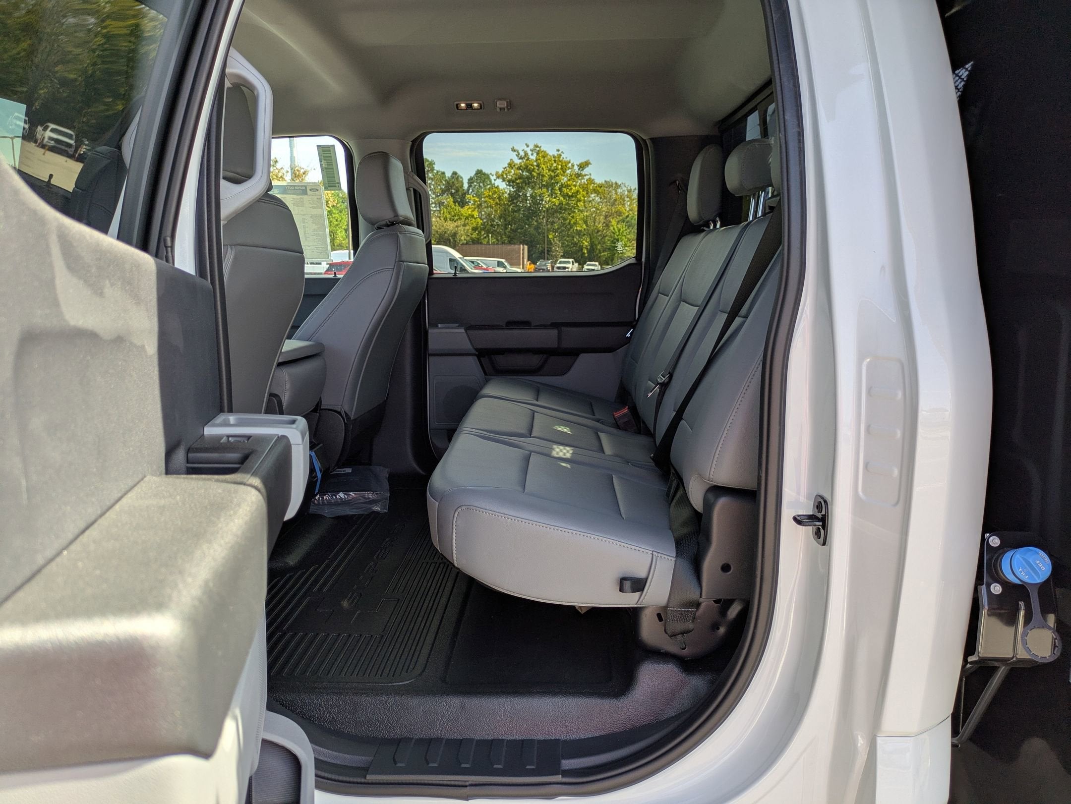 2025 Ford Super Duty F-550 DRW XL