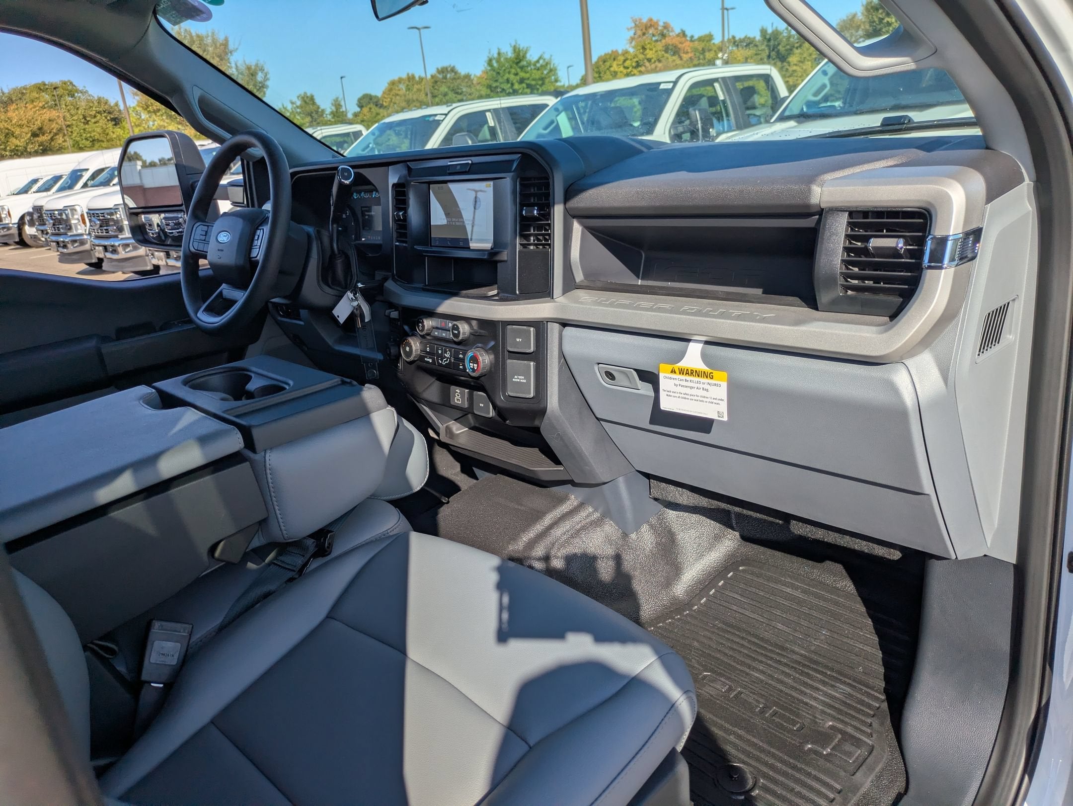 2027 Ford Super Duty F-550 DRW XL