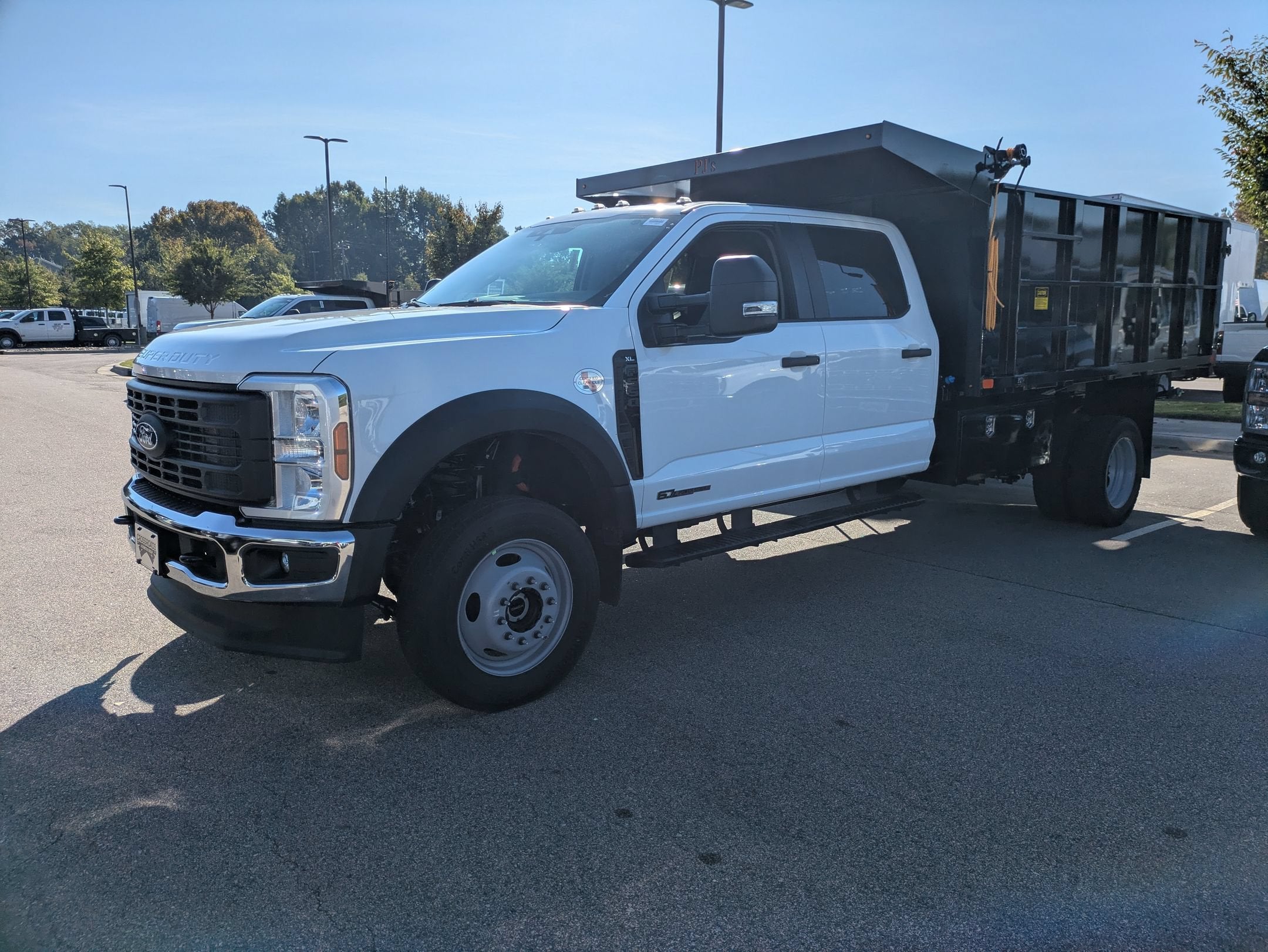 2027 Ford Super Duty F-550 DRW XL