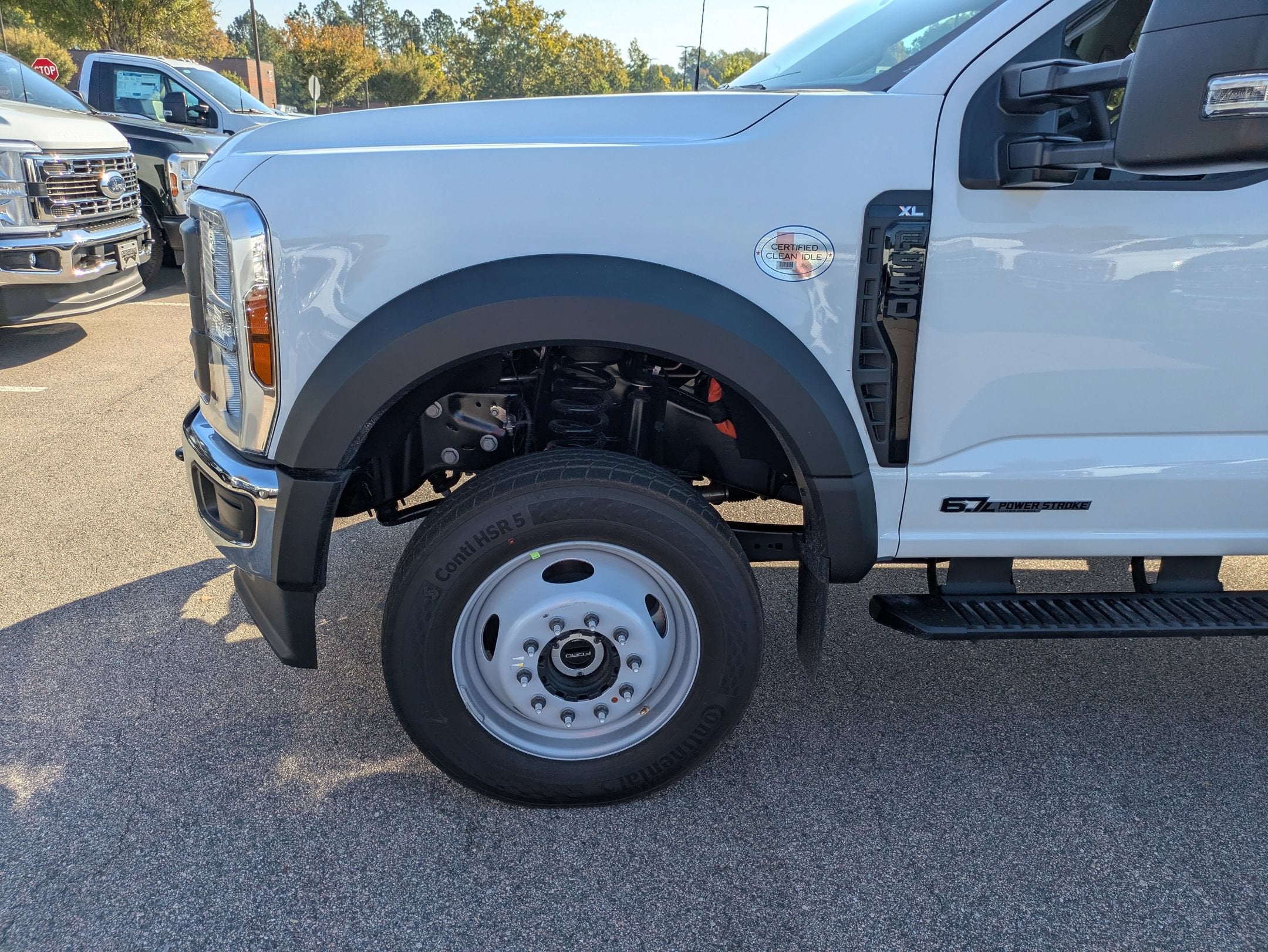 2027 Ford Super Duty F-550 DRW XL