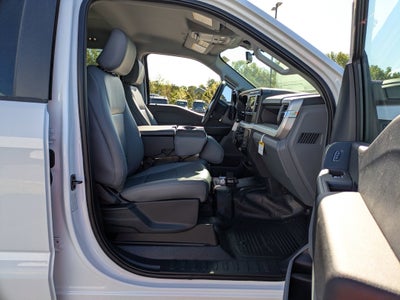 2026 Ford Super Duty F-550 DRW XL