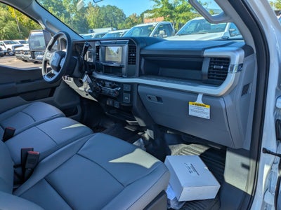 2026 Ford Super Duty F-550 DRW XL