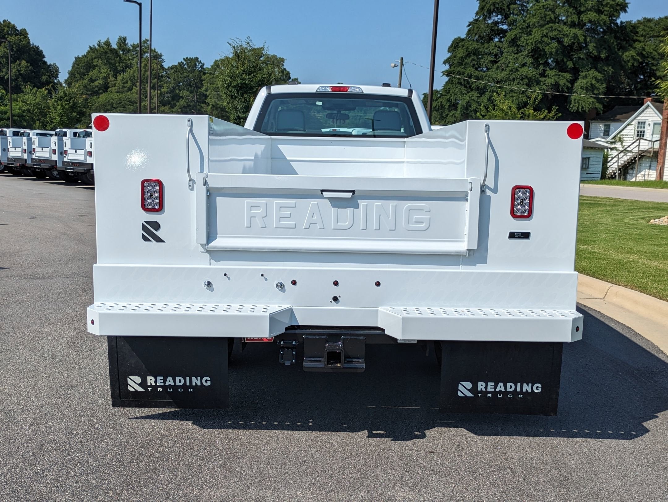 2025 Ford Super Duty F-550 DRW XL