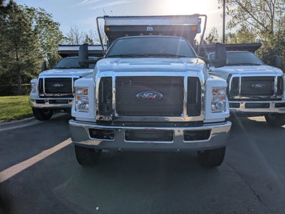 2027 Ford F-750SD Base