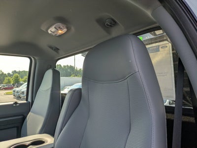 2027 Ford F-750SD Base