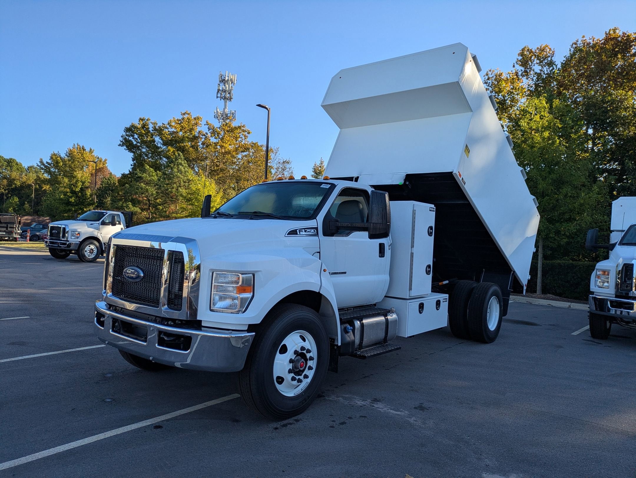 2026 Ford F-750SD Base