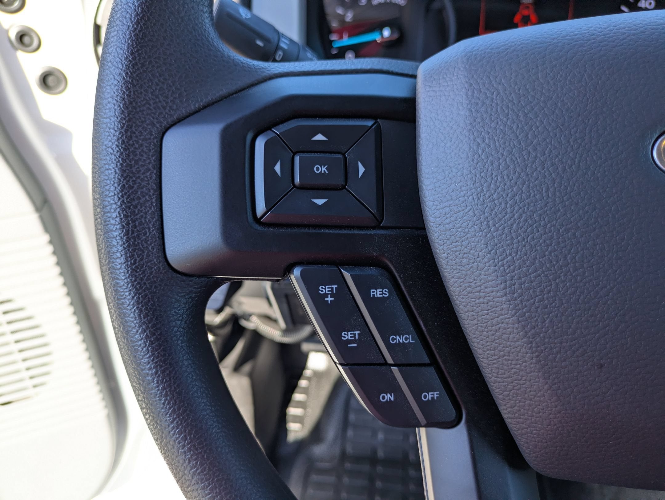 2027 Ford F-750SD Base