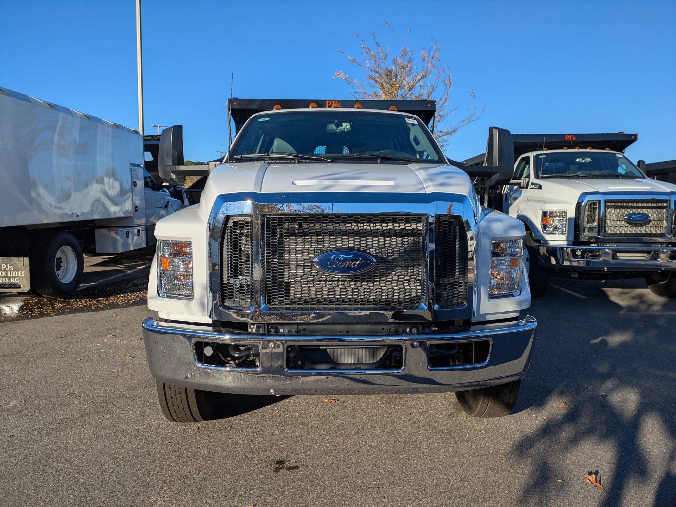 2026 Ford F-750SD Base