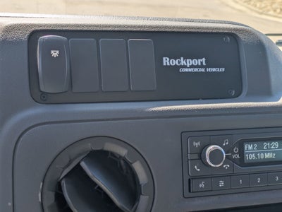 2024 Ford E-Series Cutaway Base