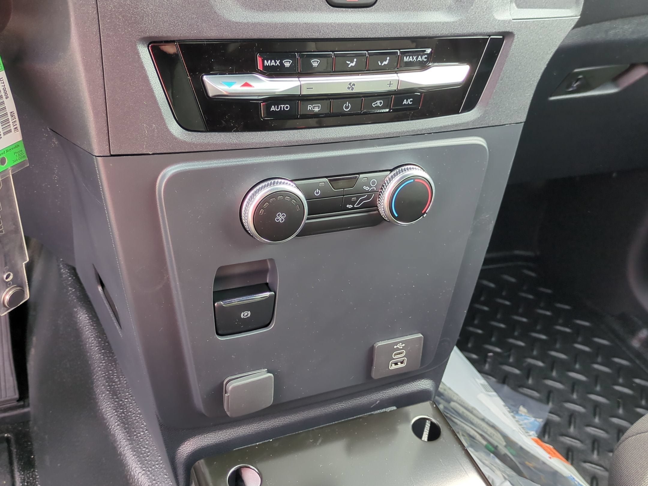 2027 Ford Police Interceptor Utility Base