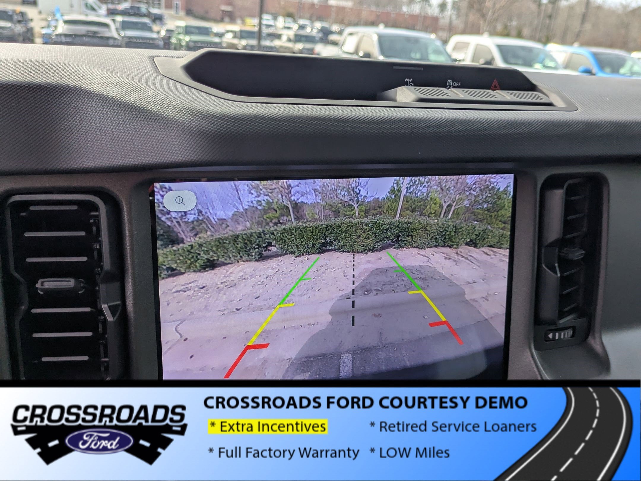 2025 Ford Bronco Base - Crossroads Courtesy Demo
